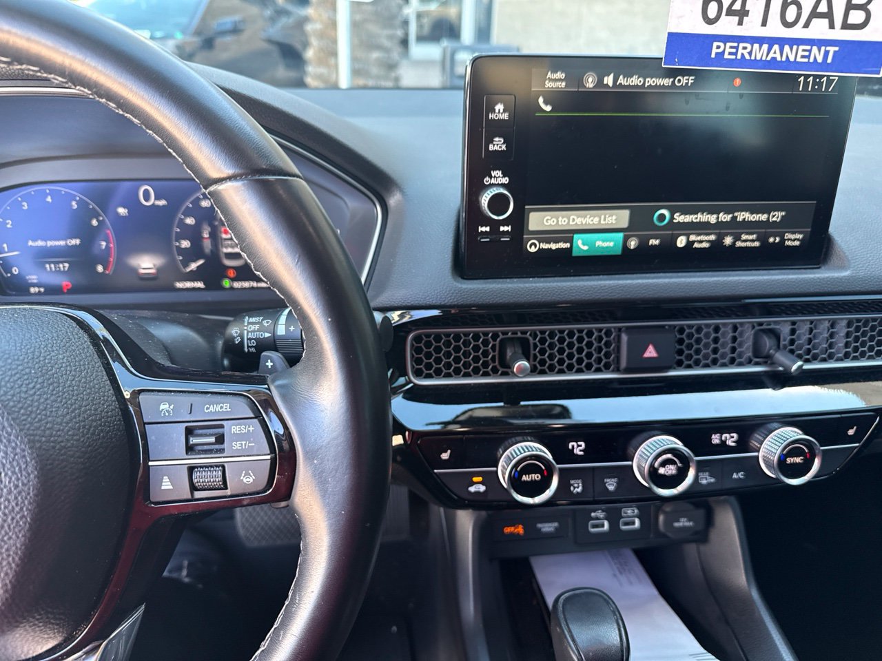 Used 2023 Honda Civic Touring image 2
