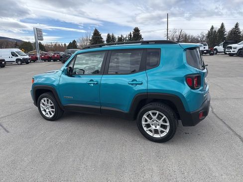 Used 2020 Jeep Renegade Latitude w/ Cold Weather Group image 5