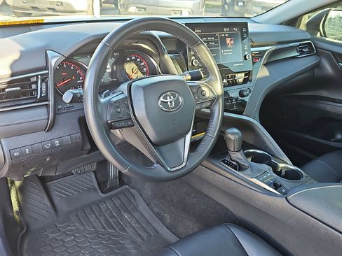 Used 2021 Toyota Camry XSE image 14