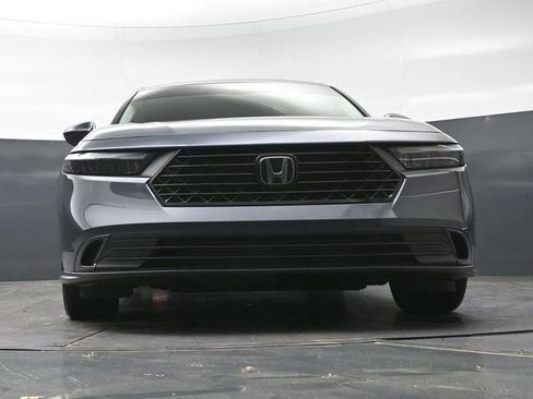 Used 2023 Honda Accord EX image 33