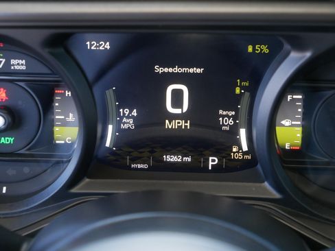 Used 2025 Jeep Wrangler Sport S w/ Convenience Group image 21