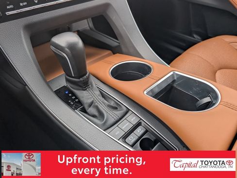 Used 2022 Toyota Avalon Limited w/ Advanced Safety Package FWD image 22