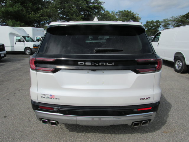 Used 2024 GMC Acadia Denali w/ Super Cruise Package FWD image 4