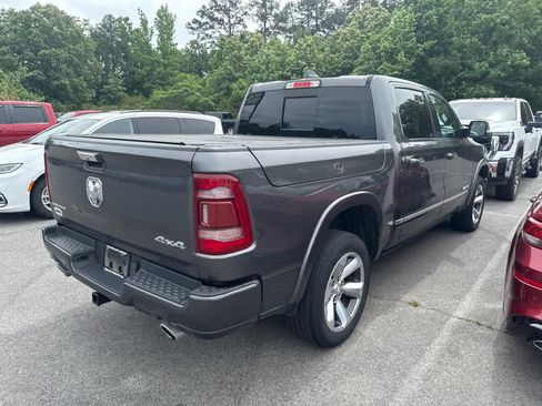 Used 2022 RAM 1500 Limited w/ Body Color Bumper Group AWD/4WD image 3