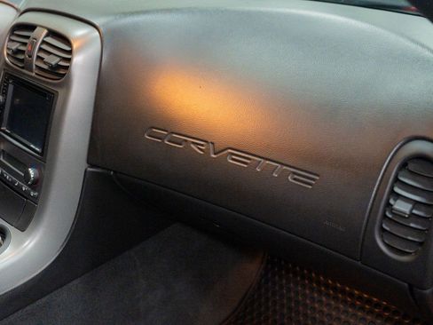 Used 2007 Chevrolet Corvette image 24