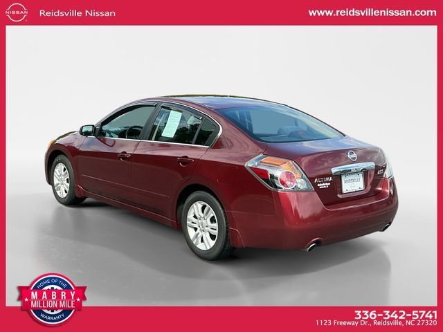Used 2010 Nissan Altima 2.5 S w/ Convenience Pkg FWD image 4