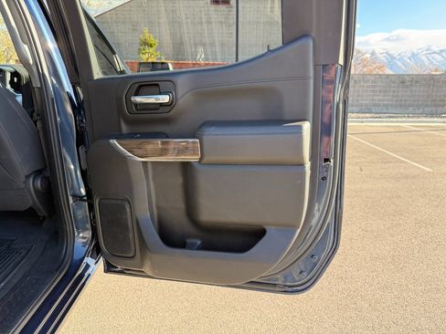 Used 2021 Chevrolet Silverado 1500 LT Trail Boss w/ Convenience Package II image 29