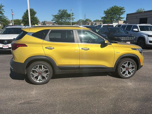 Used 2021 Kia Seltos SX w/ SX Sunroof Package AWD/4WD image 8