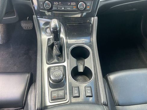 Used 2017 Nissan Maxima 3.5 SL FWD image 22