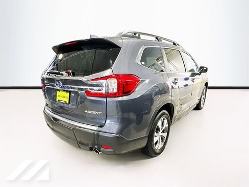 Used 2023 Subaru Ascent Premium w/ Convenience Package image 5
