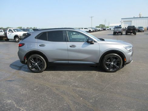 Certified 2021 Buick Envision Essence w/ Technology Package I AWD/4WD image 5