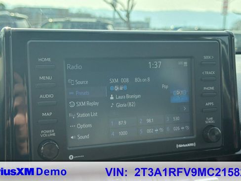 Used 2021 Toyota RAV4 XLE Premium image 36