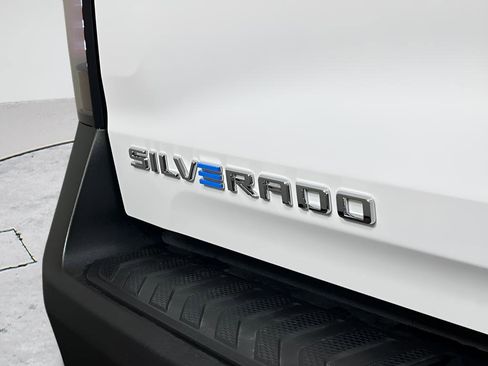 New 2026 Chevrolet Silverado EV LT AWD/4WD image 22