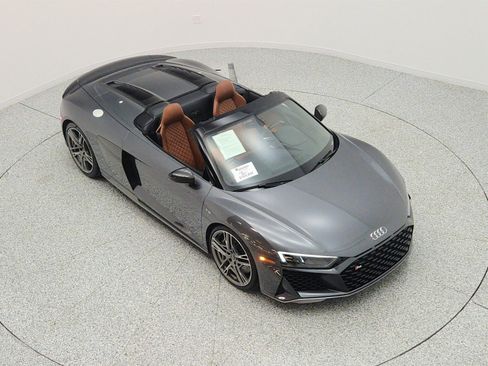 Certified 2021 Audi R8 V10 performance AWD/4WD image 23