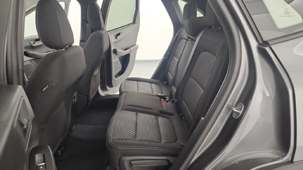 Certified 2023 Ford Escape Active w/ Cold Weather Package FWD image 27