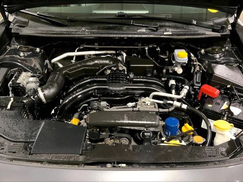 Used 2020 Subaru Crosstrek 2.0i Limited w/ Moonroof Package w/Navigation AWD/4WD image 32