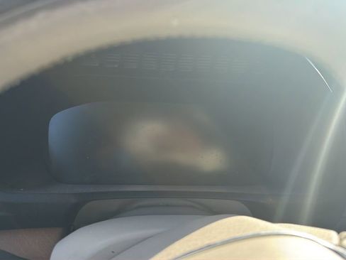 Used 2016 Volvo XC90 T8 Inscription w/ Vision Package image 10