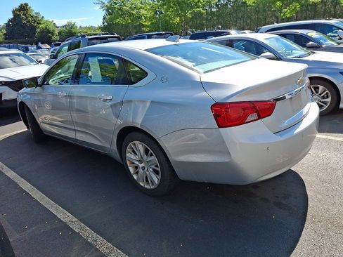 Used 2015 Chevrolet Impala LS w/ LS Convenience Package FWD image 3
