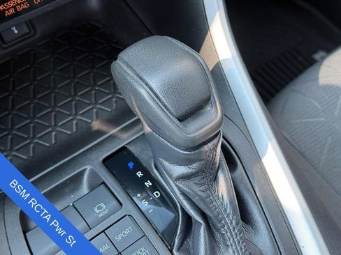 Used 2020 Toyota RAV4 XLE w/ All Weather Liner Package AWD/4WD image 27