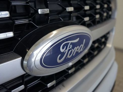 Certified 2023 Ford F150 Platinum w/ Equipment Group 701A High image 12