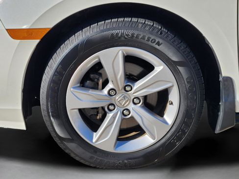 Used 2018 Honda Odyssey EX-L image 40