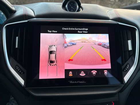 Used 2022 Maserati Ghibli Modena Q4 image 36