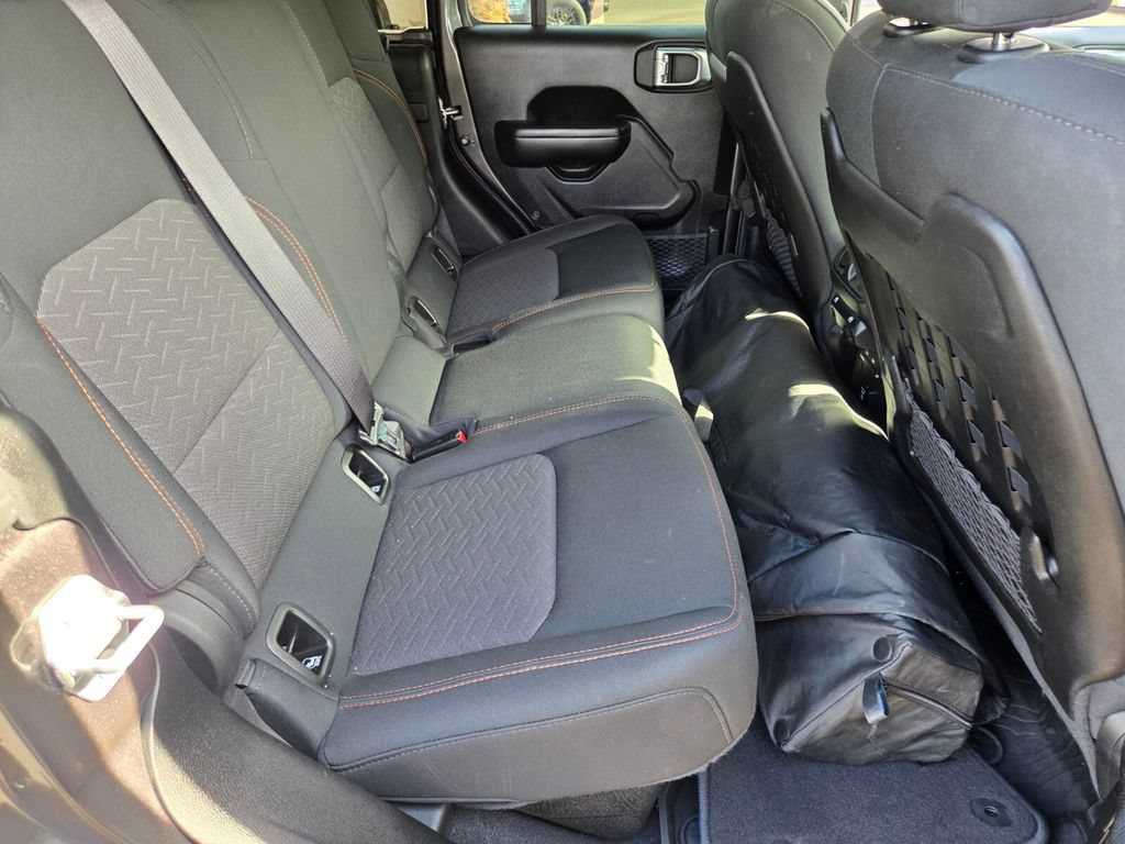 Used 2021 Jeep Gladiator Mojave w/ LED Lighting Group AWD/4WD image 15