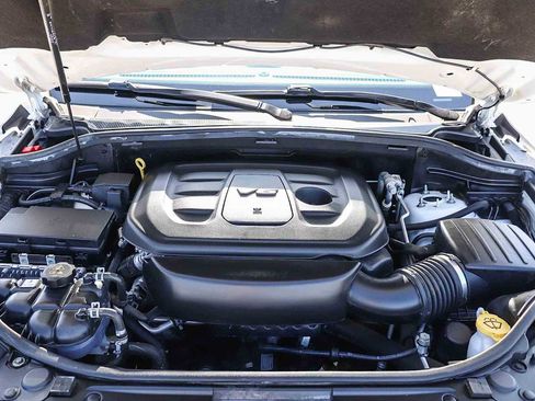 Used 2019 Jeep Grand Cherokee Laredo RWD image 35