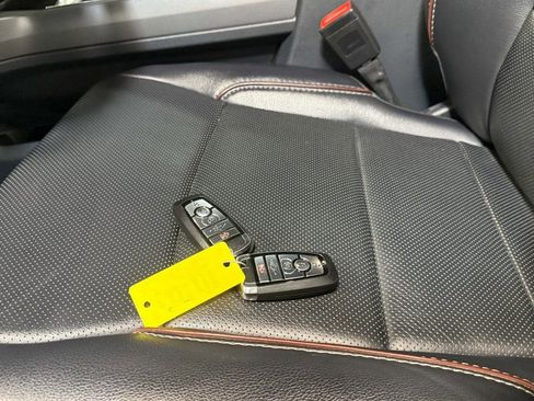 Used 2024 Ford F250 Lariat w/ FX4 Off-Road Package image 20