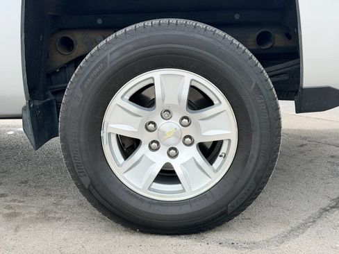 Used 2017 Chevrolet Silverado 1500 LT w/ All Star Edition AWD/4WD image 26