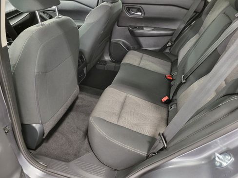 Used 2025 Nissan Rogue SV image 22