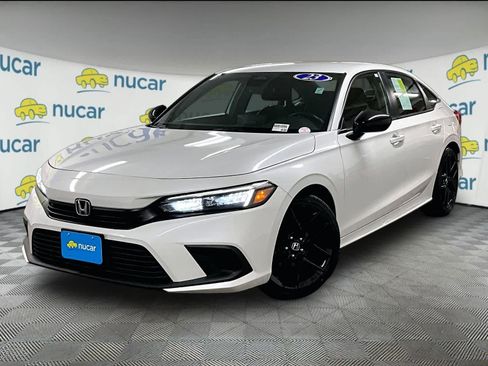 Used 2023 Honda Civic Sport image 3