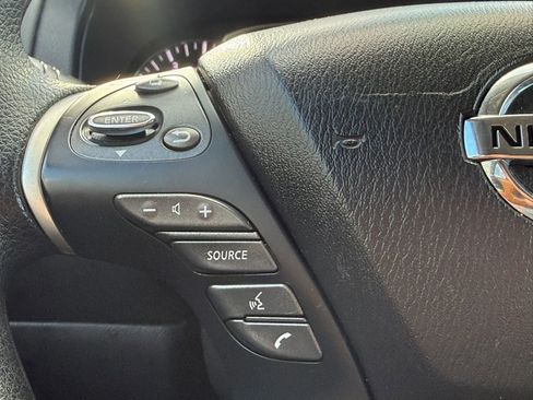 Used 2019 Nissan Pathfinder S AWD/4WD image 26