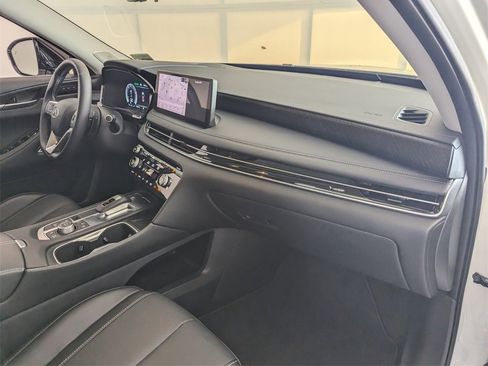 Certified 2025 INFINITI QX60 Sensory w/ Vision Package image 18