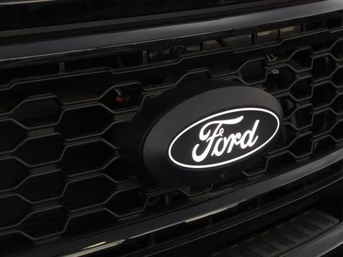 New 2026 Ford F250 Lariat w/ Black Appearance Package AWD/4WD image 4