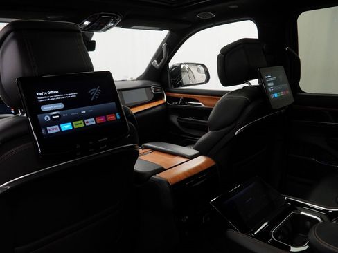 Certified 2024 Jeep Grand Wagoneer Series III w/ Rear Seat Video Group 1 image 25