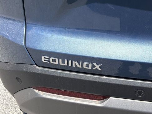 New 2026 Chevrolet Equinox LT w/ LPO, Floor Liner Package FWD image 21