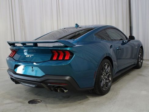New 2026 Ford Mustang GT Premium w/ GT Performance Package RWD image 25
