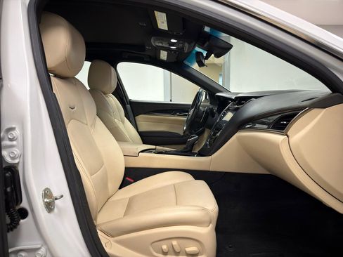 Used 2019 Cadillac CTS Luxury image 10