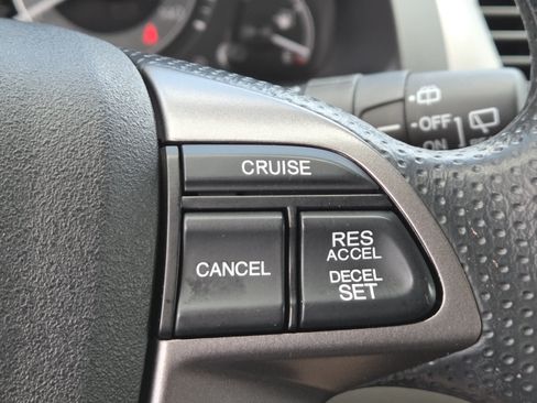Used 2015 Honda Odyssey EX image 6