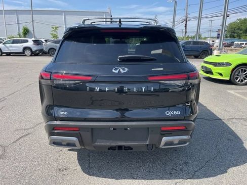Used 2025 INFINITI QX60 Sensory w/ Vision Package AWD/4WD image 4