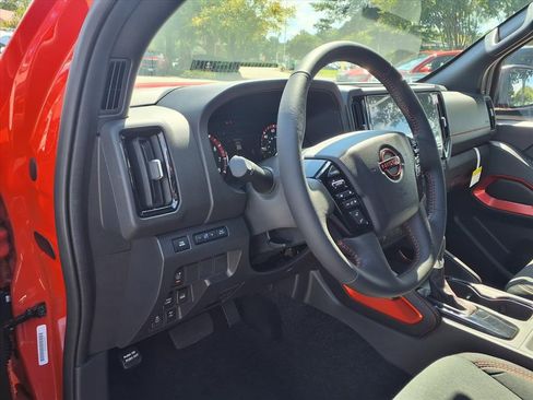 New 2025 Nissan Frontier PRO-4X w/ Interior Protection Package image 11