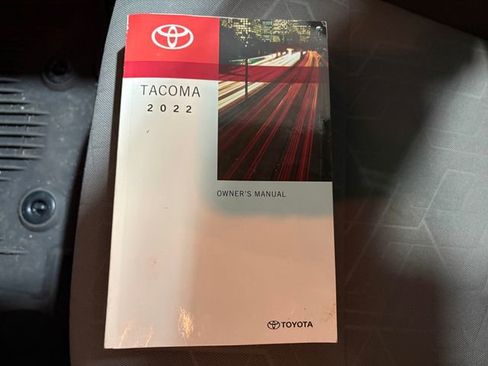 Used 2022 Toyota Tacoma TRD Off-Road w/ Technology Package image 29