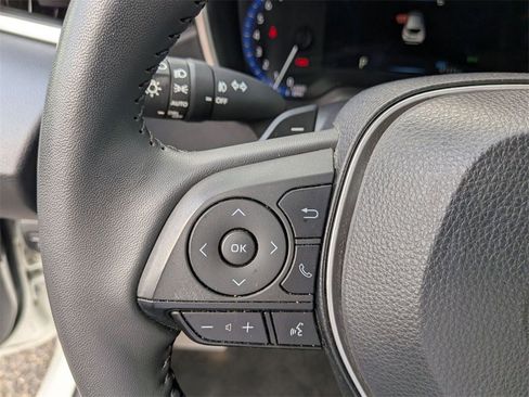 Used 2022 Toyota Corolla XSE image 18