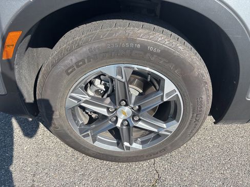 Used 2025 Chevrolet Blazer LT FWD image 10