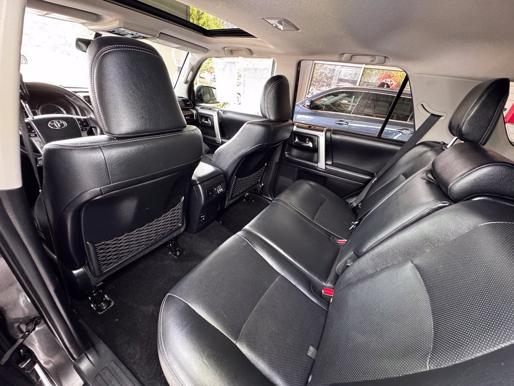 Used 2018 Toyota 4Runner Limited AWD/4WD image 38