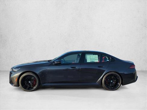 New 2026 BMW M5 AWD/4WD image 5
