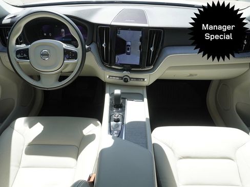Used 2023 Volvo XC60 T8 Plus w/ Climate Package AWD/4WD image 9