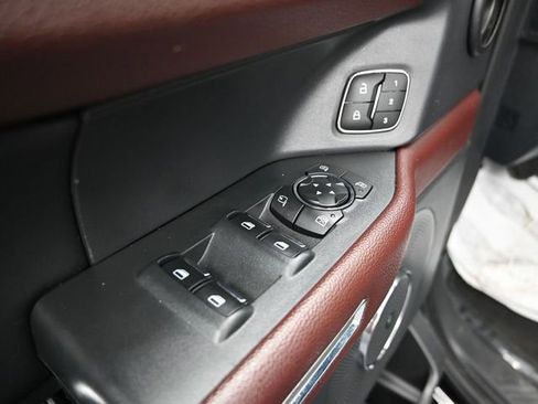 Used 2024 Ford Expedition Max Limited image 18