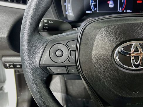 Used 2026 Toyota Corolla LE FWD image 19